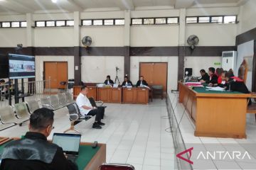 PN Palembang tuntut 4,6 tahun penjara mantan Dirut PT SMS