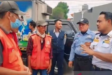 Pemprov DKI tindak 216 juru parkir liar di minimarket Jakarta