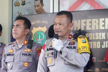 Polisi tangkap pencuri besi pembatas jalan di Plumpang Jakarta Utara