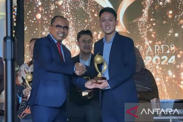 Pos Indonesia beri penghargaan Shopee sebagai Mitra Swasta Terbaik