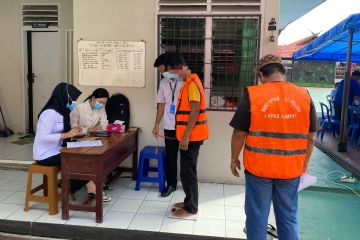 100 warga binaan Lapas Sampit skrining kesehatan antisipasi PPOK