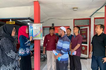 Dua orang Napiter Lapas Surabaya terima pembebasan bersyarat