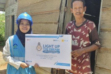 292 pelanggan di Maluku Malut tersambung listrik gratis program LUTD