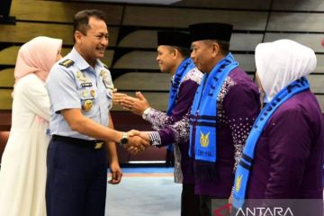 KSAU lepas 302 calon haji di Markas Besar TNI AU