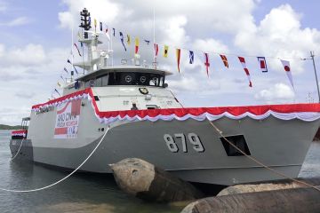 KSAL luncurkan dua kapal perang, perkuat Koarmada II