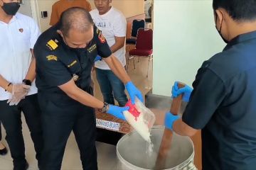 Polda Sulteng musnahkan 3 kilogram sabu hasil pengungkapan dua kasus