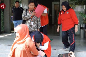 Dua tersangka kasus korupsi asrama mahasiswa jalani tahap II