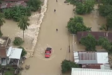 Banjir dan longsor terjang 6 kabupaten di Sulsel,  ada 7 korban jiwa