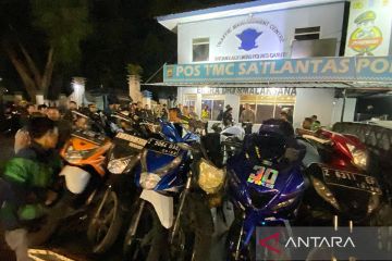 Polisi sita ratusan sepeda motor knalpot bising di Garut