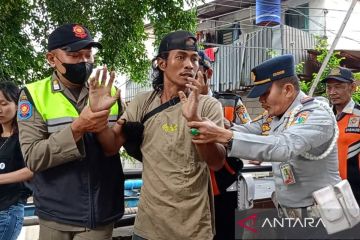 Pemprov DKI Jakarta tindak  442 jukir liar di minimarket dan ruko