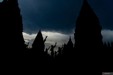 Serunya berlatih pencak silat