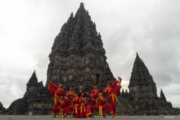 Serunya berlatih pencak silat