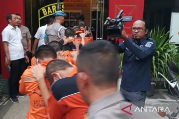 Polisi tetapkan 18 tersangka kerusuhan usai final Liga 1