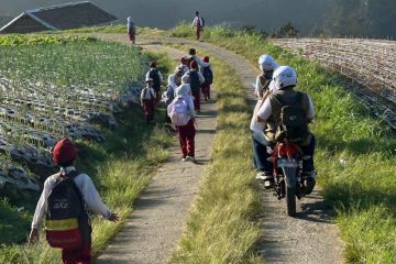 PNM beri bantuan dan pelatihan pada warga Desa Butuh Magelang
