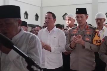 Polisi Jombang gelar shalat gaib untuk Briptu Rian