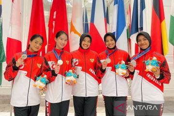 Tim terjun payung Polri berprestasi di kejuaraan Asia dan Dunia