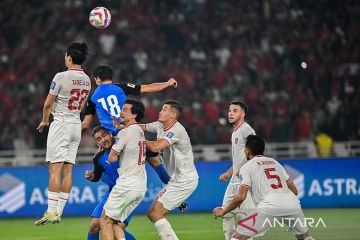 Manfaatkan umpan Nathan, Rizky Ridho bawa Indonesia memimpin 2-0