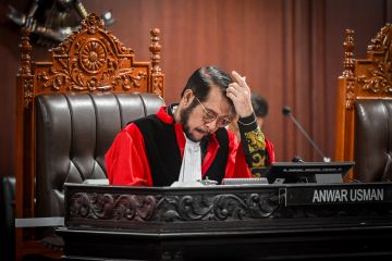 MKMK dengarkan keterangan Hakim MK Anwar Usman soal pelanggaran etik