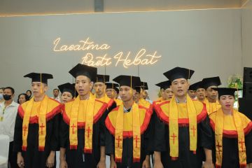 15 warga binaan di Lapas Madiun berhasil selesaikan Diploma 1 Teologi