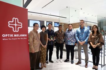 Optik Melawai gandeng BUPA Global hadirkan asuransi kacamata nirtunai