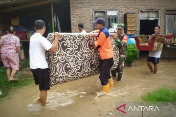 BMKG: Waspada cuaca ekstrem, hujan sedang hingga lebat di Lampung