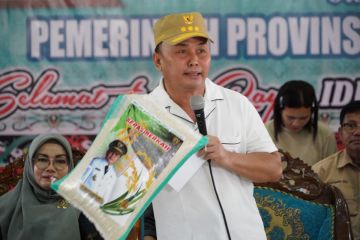 Gubernur Kalteng bagikan 15 ribu paket sembako gratis untuk masyarakat