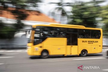 Pemprov DKI Jakarta mengoperasikan 220 unit bus sekolah gratis