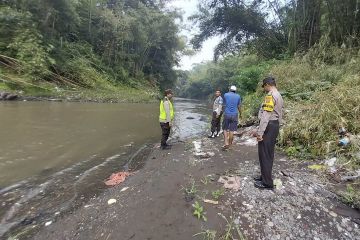 Seorang mahasiswa dilaporkan terseret arus Sungai Brantas di Malang