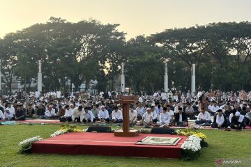 Menteri PPN ikuti Shalat Idul Adha di Lapang Gasibu Bandung