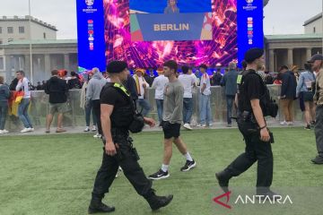 UEFA selidiki dugaan perilaku tidak pantas suporter Serbia
