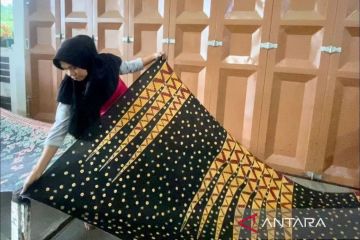 Kemenperin bantu IKM batik jadi produsen seragam haji lewat pembinaan