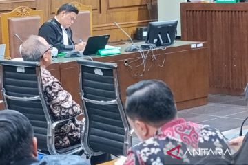 Mantan Sekjen Kementan akui ikut perintah SYL karena takut dimutasi