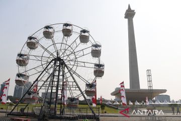 Monas berhias jelang puncak HUT ke-497 Jakarta