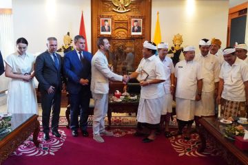 Pj Gubernur ajak parlemen Rumania hadiri Pesta Kesenian Bali