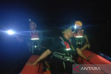 Pencarian pria paruh baya diduga hilang saat mencari udang