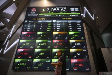 IHSG Selasa dibuka menguat 4,49 poin