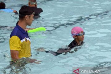 Kelas renang libur sekolah di Bandarlampung