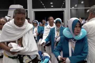 Jamaah calon haji Indonesia disambut Dirjen Paspor Arab Saudi