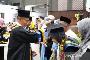 ULM kukuhkan 1.055 wisudawan pada wisuda ke-119 