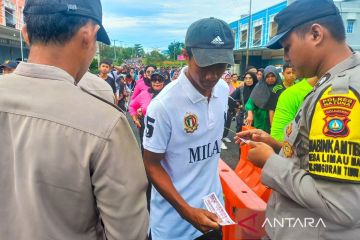 Ribuan masyarakat Natuna ikuti jalan santai Kapolda Kepri