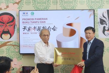 Rak Buku Sichuan diresmikan di Jakarta untuk promosi kebudayaan China