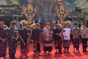Kemenparekraf luncurkan Senandung Dewi di Penglipuran Festival