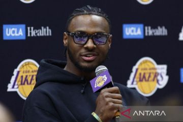 Bronny James teken kontrak empat tahun dengan Lakers