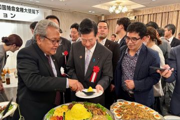 Dubes Akhmadi dan Menteri Lingkungan Hidup Jepang resmikan MIA