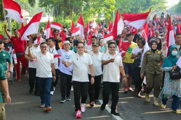 Jatim raih MURI pengibaran bendera merah putih terbanyak di masjid