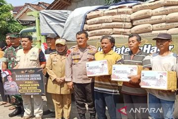 Polda Jateng buka dapur umum dan trauma healing korban gempa di Batang