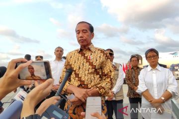 Jokowi soal restu bagi Kaesang maju pilkada: Tugas orang tua mendoakan