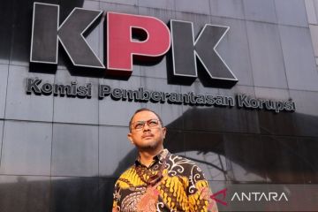 KPK tetapkan empat anggota DPRD Jatim tersangka korupsi dana hibah