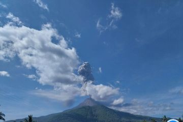 Badan Geologi: Suplai magma Gunung Lewotobi Laki-laki masih terjadi