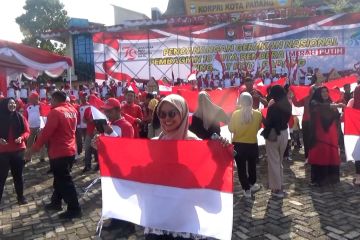 15.355 bendera dibagikan sambut HUT RI dan Kota Padang